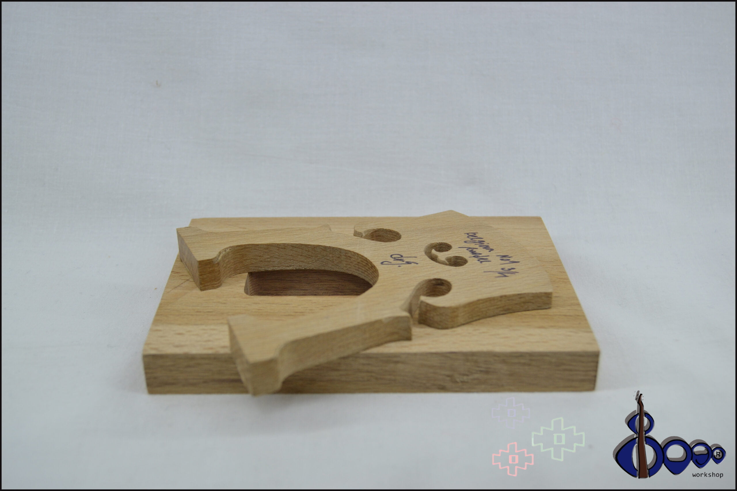 Ultimate Cello Bridge Belgian 1 – Quarter Size 3 Ultimate Cello Bridge Belgian 1 – Quarter Size - Image 3