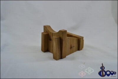 Guitar neck support Folding