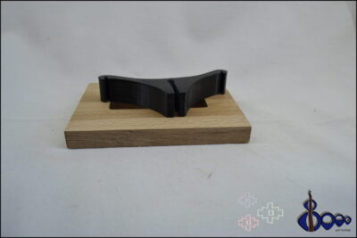 Double bass microphone mount