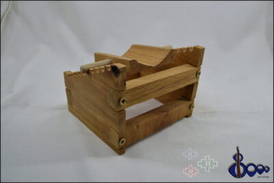 Guitar neck support stepped model