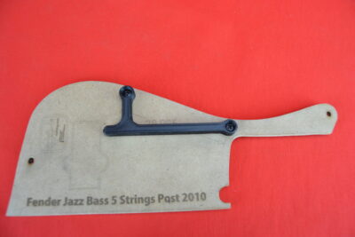 Thumb rest for Fender Jazz V post 2010 (M-9)