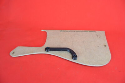 Thumb rest for Fender Precision 4 bass (M-10)