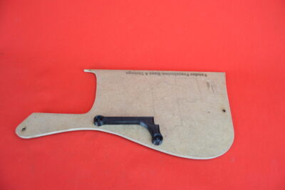 Thumb rest for Fender Precision 4 bass (M-3)