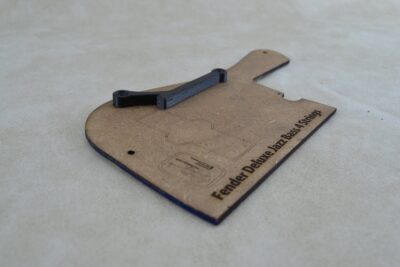 Thumb rest for Fender Deluxe bass 4 (M-3)