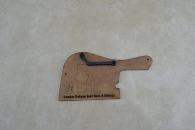 Thumb rest for Fender Deluxe bass (M-4)
