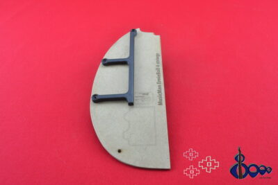 Thumb rest for MusicMan ErnieBall 4 (M-1)