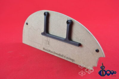 Thumb rest for MusicMan ErnieBall 4 (M-4)