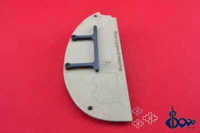 Thumb rest for MusicMan ErnieBall 4 (M-4)