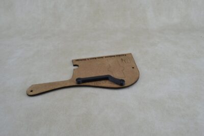 Thumb rest for Fender Deluxe bass V (M-4)