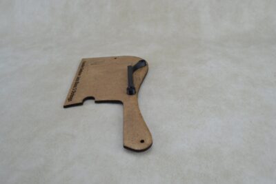 Thumb rest for Fender Deluxe bass V (M-4)