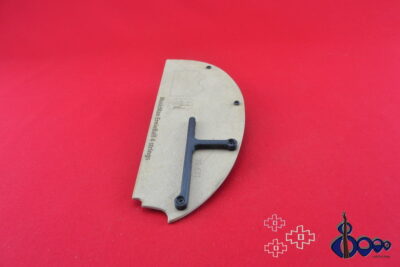 Thumb rest for Fender Deluxe bass V (M-5)