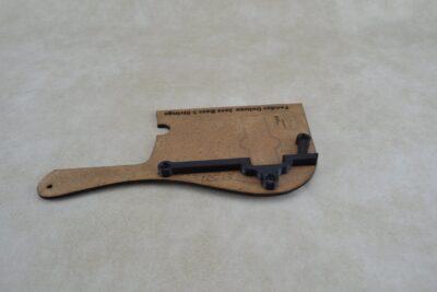 Thumb rest for Fender Deluxe  bass V (M-7)
