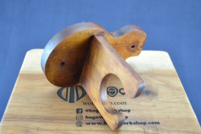 Guitar wall hanger - Wood