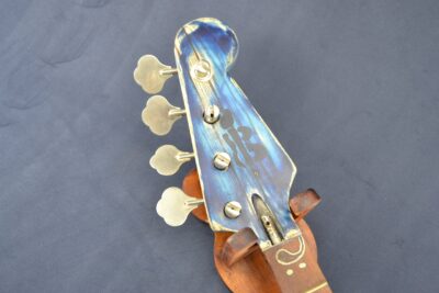 Guitar wall hanger - Wood