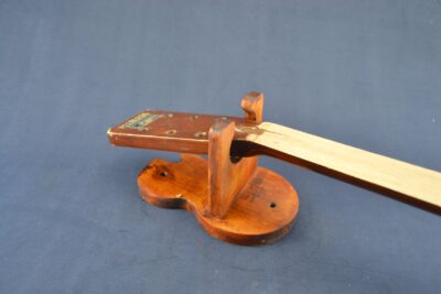 Guitar wall hanger - Wood