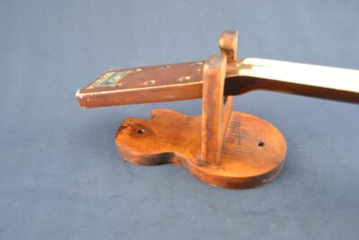 Guitar wall hanger - Wood