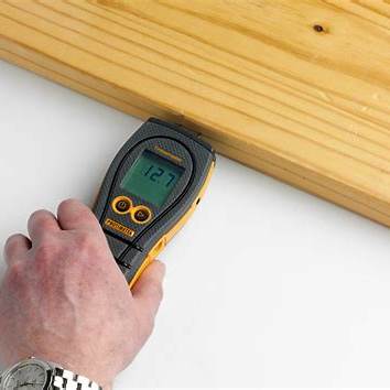 Choosing the Ideal Wood for String Instrument Bridges 9 Wood moisture meter