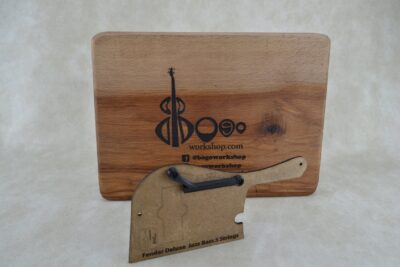 Thumb rest for Fender Deluxe bass V (M-4)